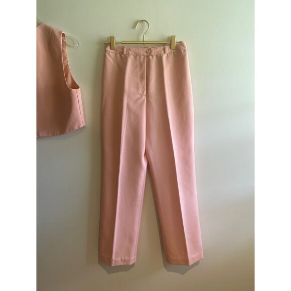 Vintage peach two-piece polyester pants suit size 7/8
70s disco era - Picture 5 of 6
